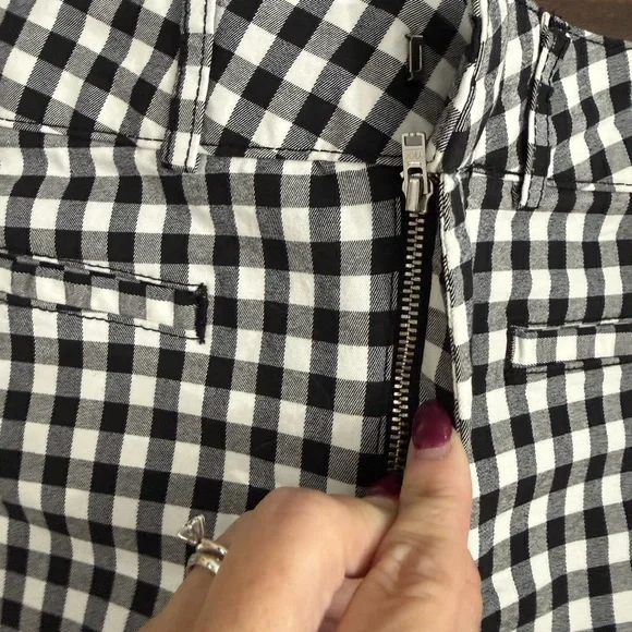 Anthropologie Black and White Gingham Women Shorts - Picture 3 of 6